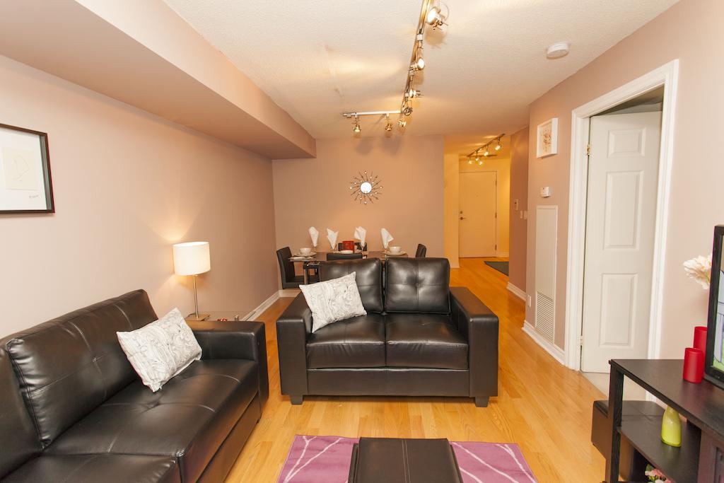 Red Maple Suites - Icon Toronto Zimmer foto